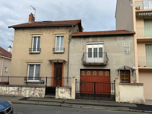 Maison de ville 8 pièces 221 m²