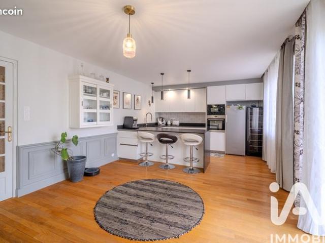 Maison de ville 8 pièces 235 m²