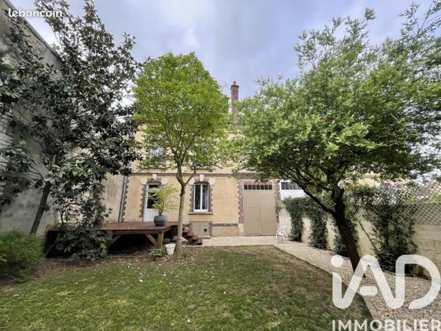 Maison de ville 8 pièces 232 m²