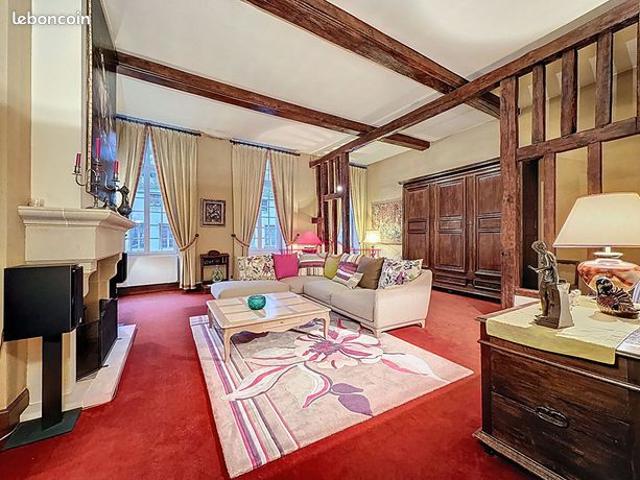 Maison de ville 8 pièces 255 m²