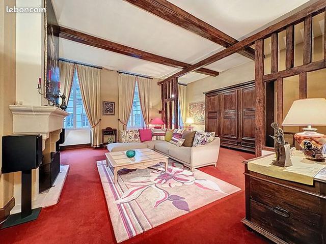 Maison de ville 8 pièces 255 m²