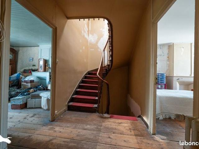 Maison de ville 8 pièces 251 m²
