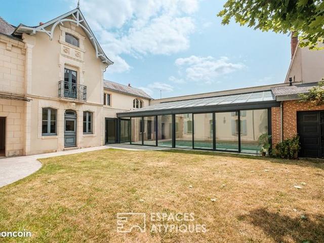 Maison de ville 8 pièces 252 m²