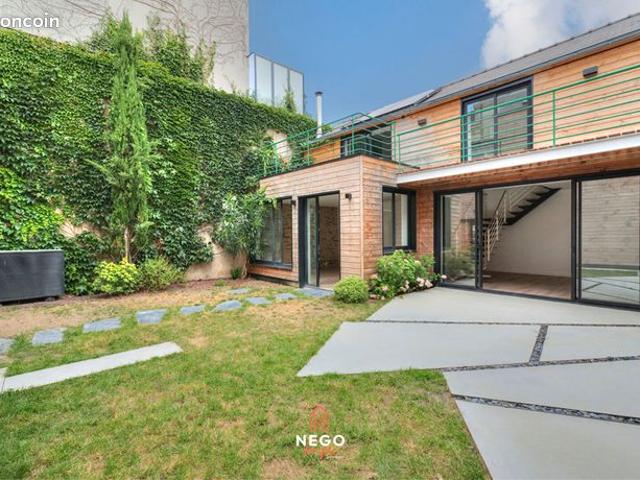 Maison de ville 8 pièces 265 m²