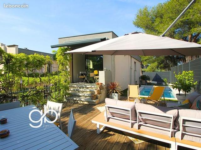 Maison de ville 8 pièces 277 m²