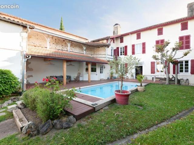 Maison de ville 8 pièces 290 m²