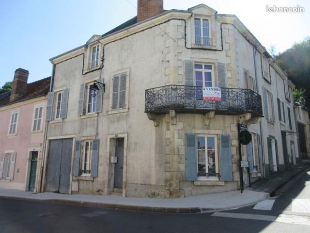 Maison de ville 8 pièces 306 m²