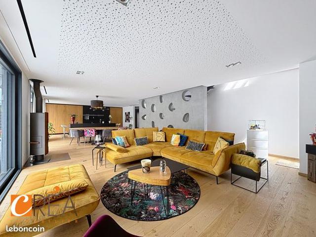 Maison de ville 8 pièces 300 m²