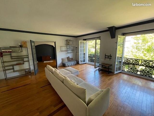 Maison de ville 8 pièces 370 m²
