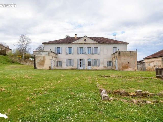 Maison de ville 8 pièces 380 m²