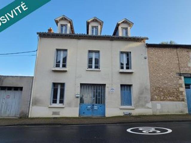 MAISON DE VILLE