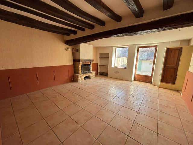 Maison de ville 92 m² 3 chambres terrain 218 m²