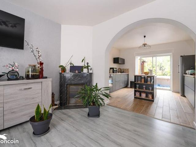 Maison de ville 9 pièces 155 m²
