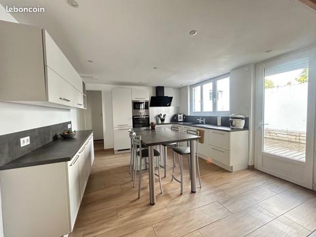 Maison de ville 9 pièces 170 m²