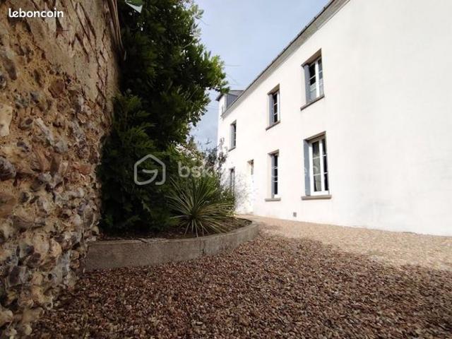 Maison de ville 9 pièces 185 m²