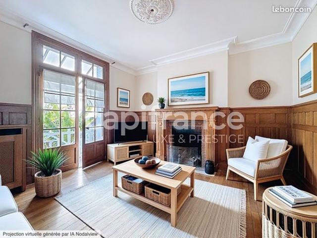 Maison de ville 9 pièces 181 m²