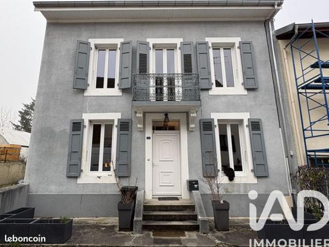 Maison de ville 9 pièces 181 m²