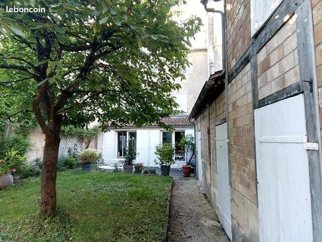 Maison de ville 9 pièces 182 m²