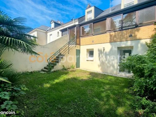Maison de ville 9 pièces 197 m²