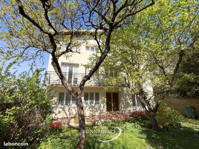 Maison de ville 9 pièces 190 m²