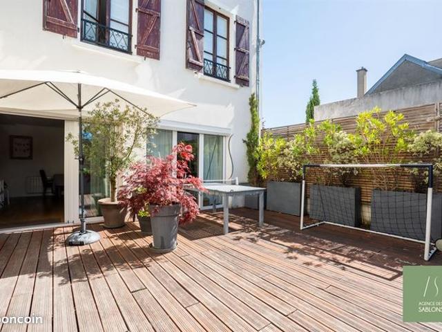Maison de ville 9 pièces 205 m²