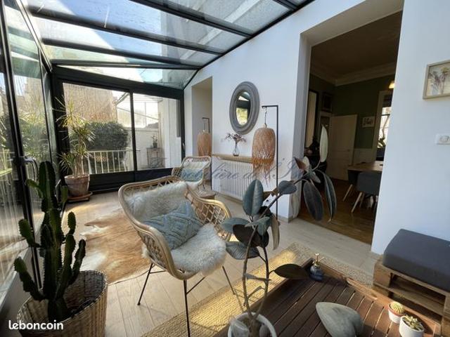 Maison de ville 9 pièces 209 m²