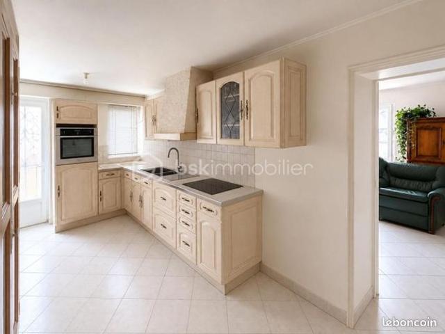 Maison de ville 9 pièces 203 m²