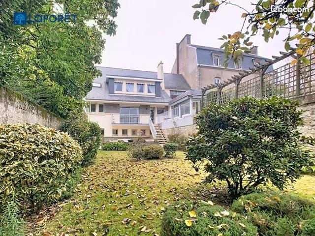 Maison de ville 9 pièces 215 m²