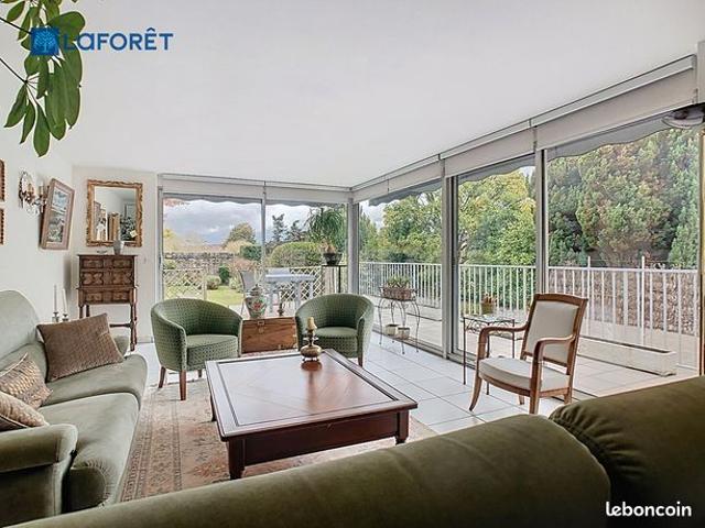 Maison de ville 9 pièces 215 m²