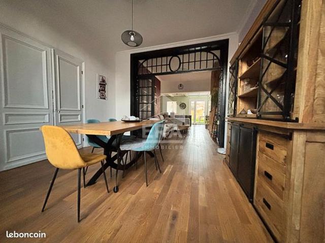 Maison de ville 9 pièces 217 m²