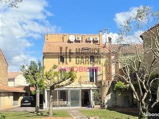Maison de ville 9 pièces 219 m²