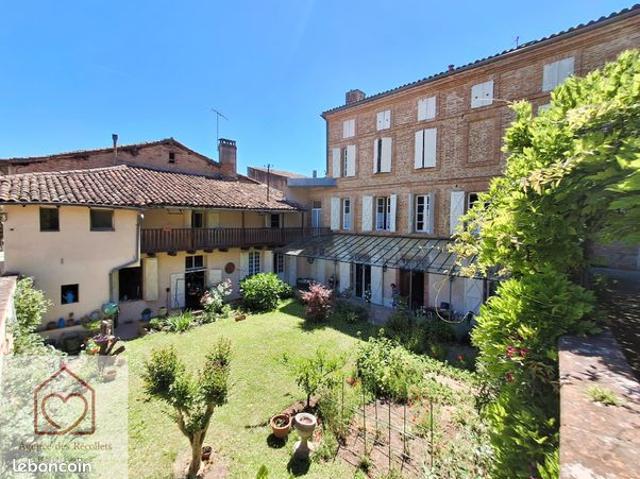 Maison de ville 9 pièces 226 m²