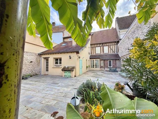 Maison de ville 9 pièces 228 m²