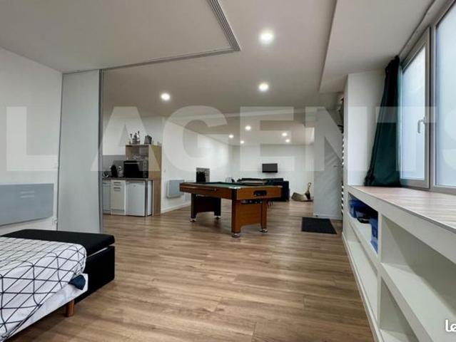 Maison de ville 9 pièces 235 m²
