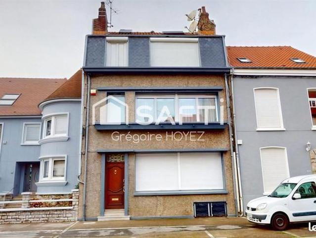 Maison de ville 9 pièces 236 m²