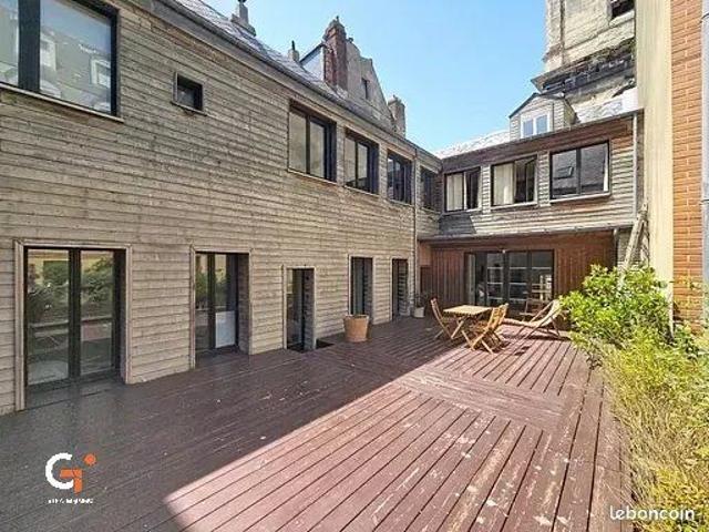 Maison de ville 9 pièces 283 m²