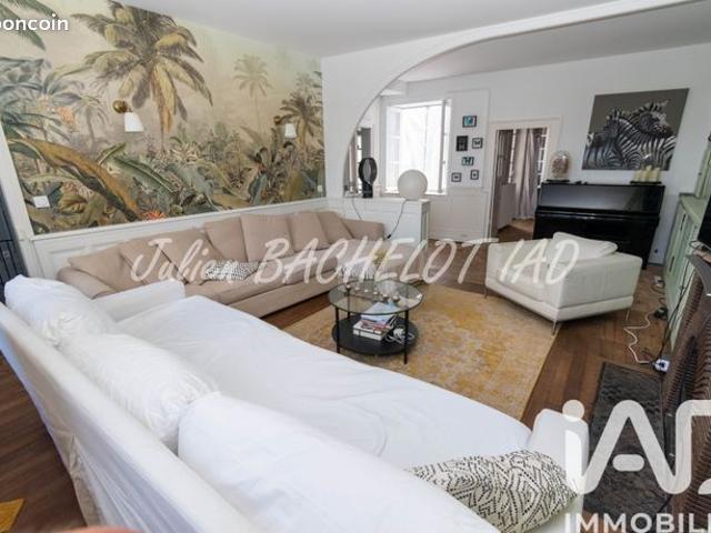 Maison de ville 9 pièces 308 m²