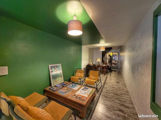 Maison de ville 9 pièces 350 m²