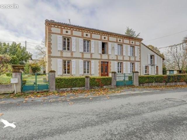 Maison de ville 9 pièces 352 m²