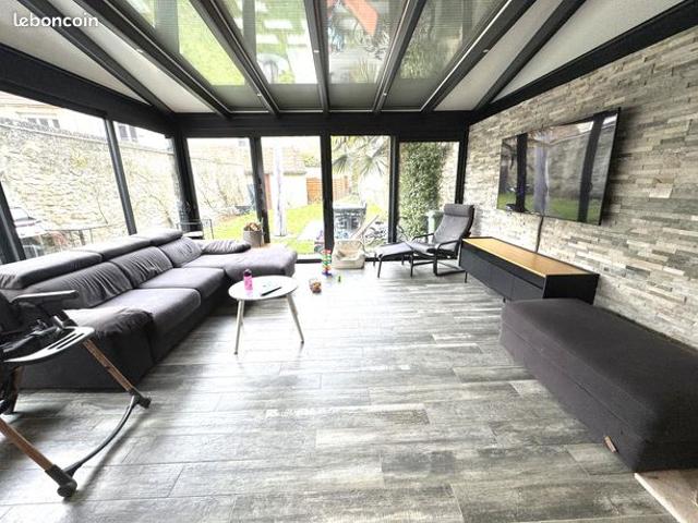 Maison de ville 9 pièces 378 m²