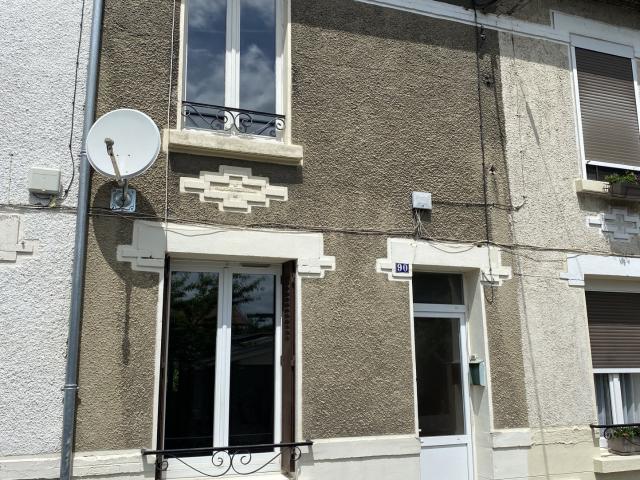 MAISON DE VILLE CHAUNY