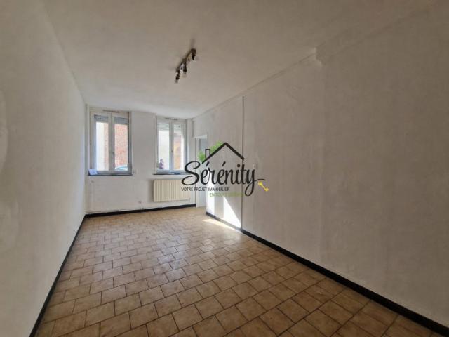 Maison de ville à conforter, 78 m2 habitables, 4 chambres