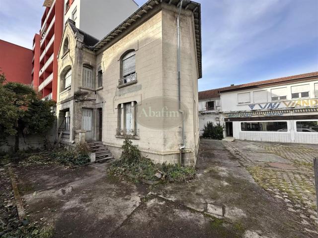 Maison de ville à fort potentiel 255m² Tarbes