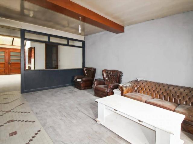 Maison de ville à rénover à Wassy Idéal pour les bricoleurs