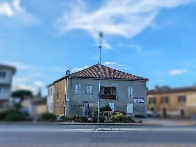 Maison de ville à rénover avec fort potentiel locatif