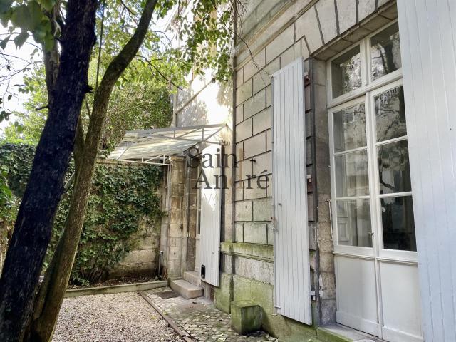 Maison de ville Angoulême Plateau 251m² Angoulême