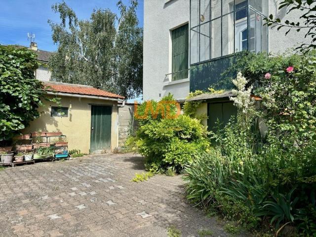 Maison de ville années 30 Cachet clermontois 110 m²