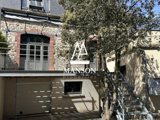 Maison de ville atypique – 168 m², terrasse et garage