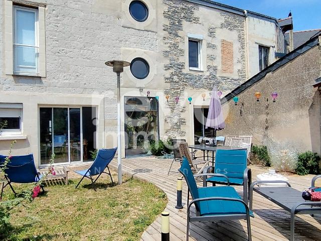 Maison de ville atypique rénovée – 6 chambres – Jardin sans vis à vis – Trélazé