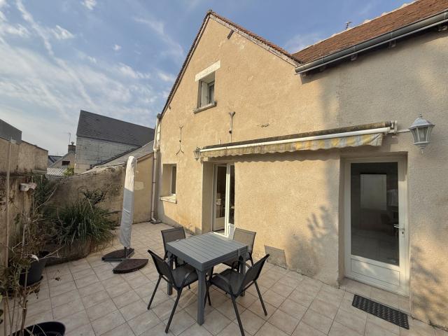 MAISON DE VILLE AU COEUR DU CENTRE BOURG DE 99 M2 3 CHAMBRES